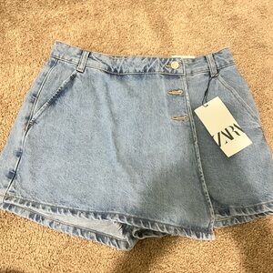 Zara Light Blue Denim Skorts